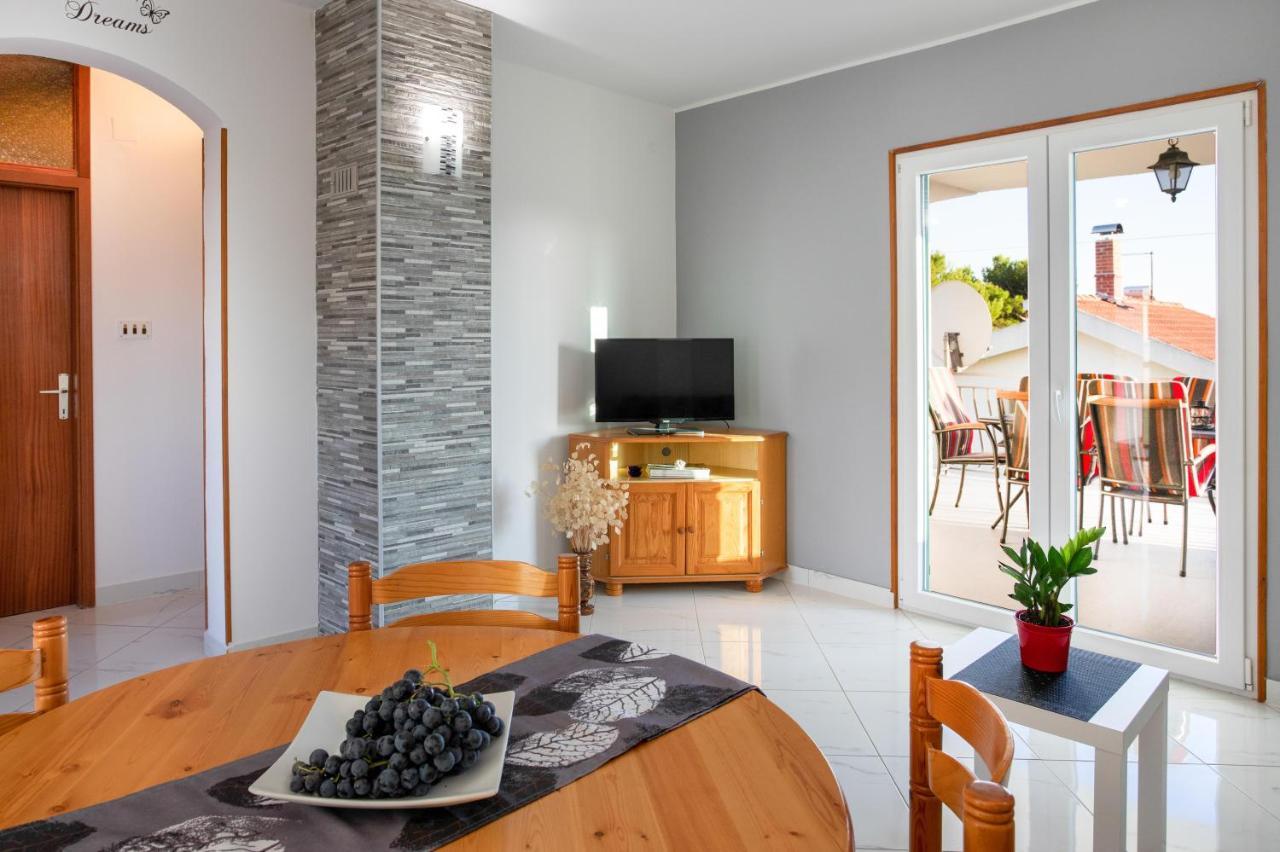 Apartment Marin Jadrija Eksteriør billede